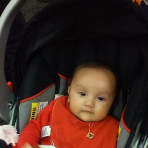 Meet your Posher, Emily